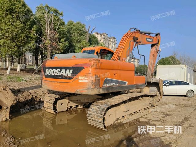 整機(jī)右后45°（整機(jī)外觀）