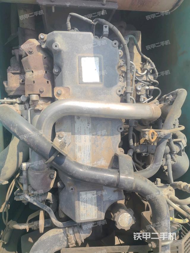 氣門室蓋螺絲特寫（上車部件）