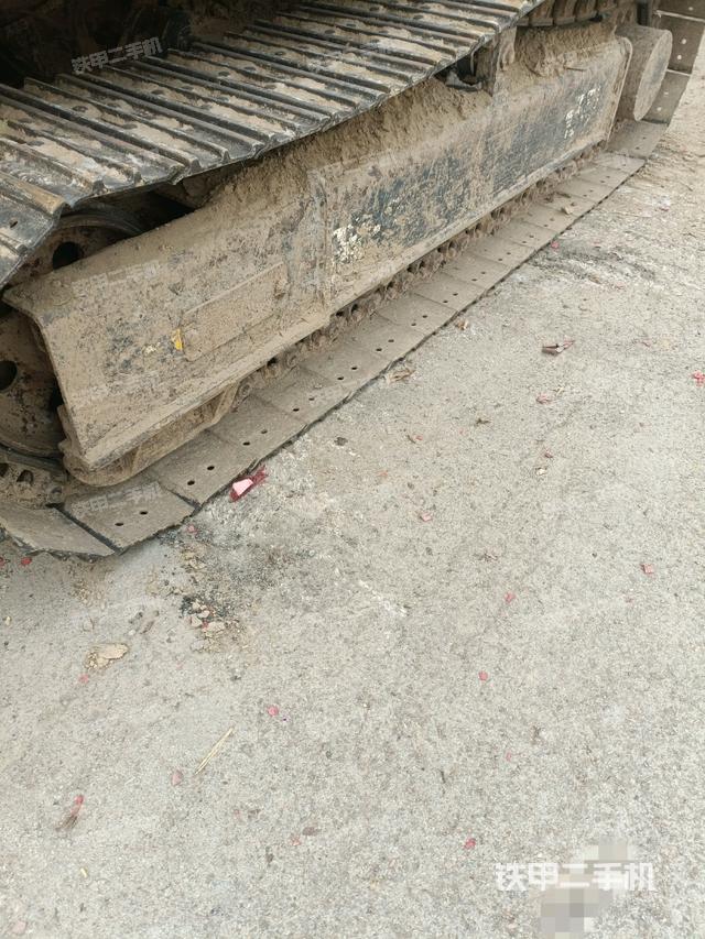 單側(cè)履帶整體（整機外觀）