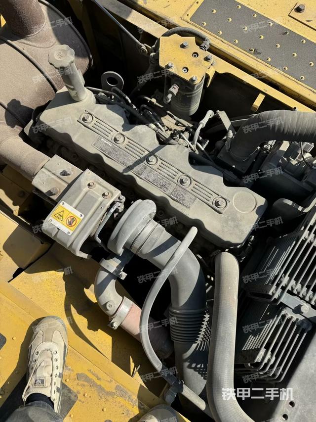 發(fā)動(dòng)機(jī)整體俯視(整機(jī)外觀) 發(fā)動(dòng)機(jī)整體俯視(整機(jī)外觀)