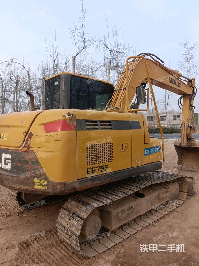 右后45(整機外觀) 右后45(整機外觀)