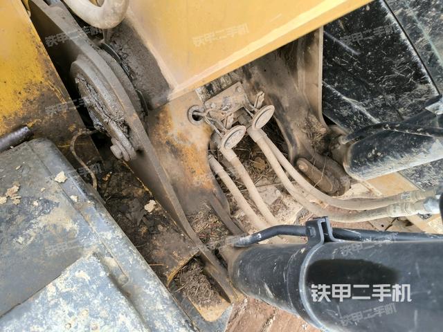 大臂根部?斜視（工作和回轉(zhuǎn)裝置）