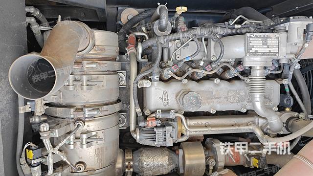 发动机整体俯视（整机外观）