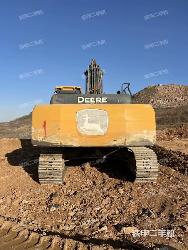 駕駛室整體（整機外觀）