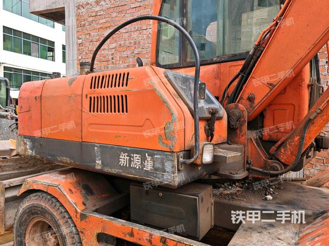 右前45(整機(jī)外觀) 右前45(整機(jī)外觀)