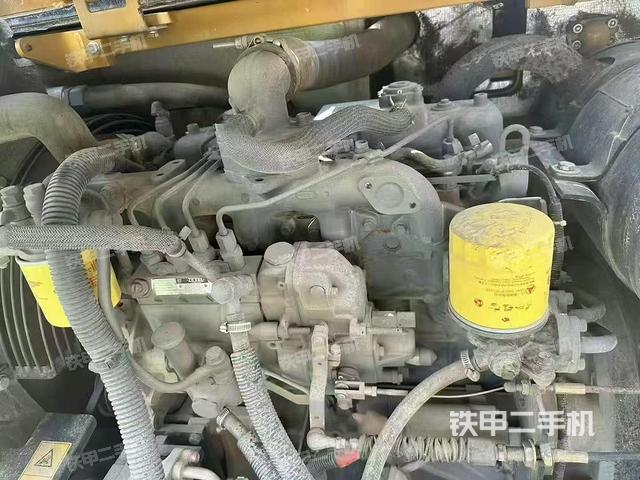 發(fā)動(dòng)機(jī)整體俯視(整機(jī)外觀) 發(fā)動(dòng)機(jī)整體俯視(整機(jī)外觀)