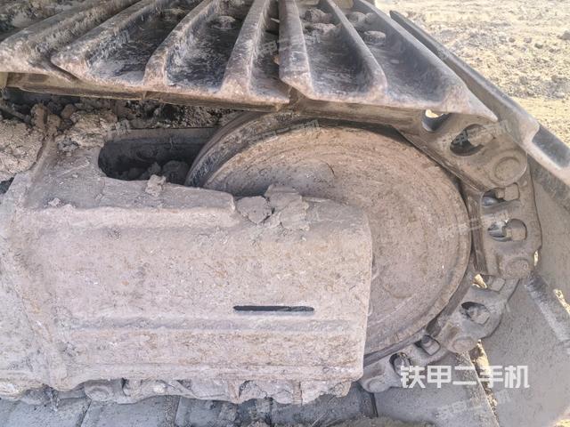 左導(dǎo)向輪（行走機(jī)構(gòu)）