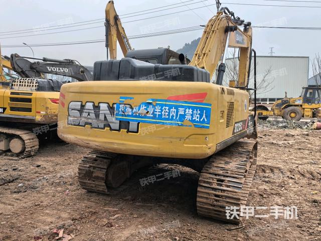 右后45(整機(jī)外觀) 右后45(整機(jī)外觀)