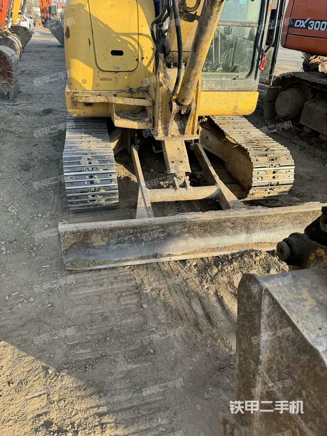 驾驶室整体（整机外观）