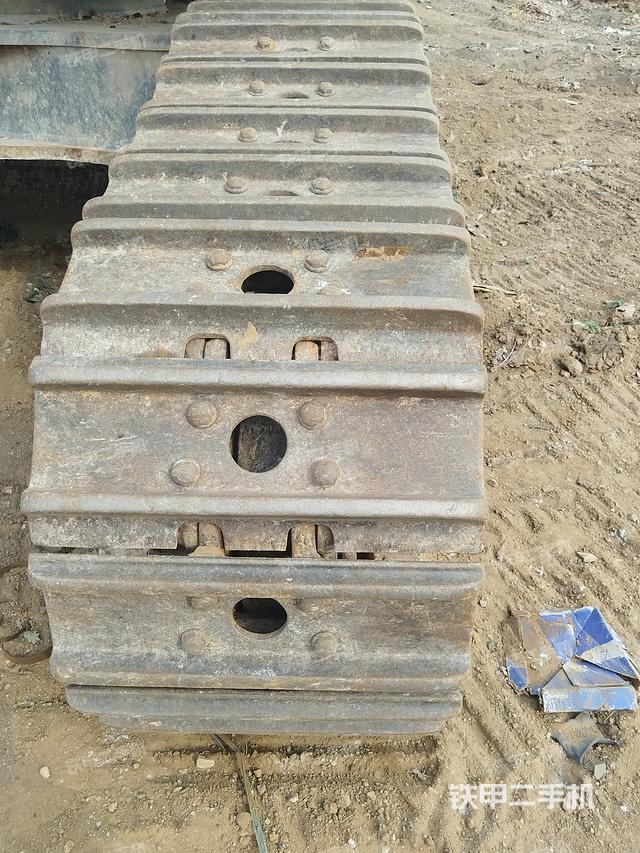 单侧履带整体（整机外观）