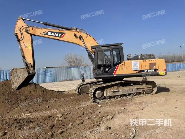 駕駛室頂部（整機(jī)外觀）