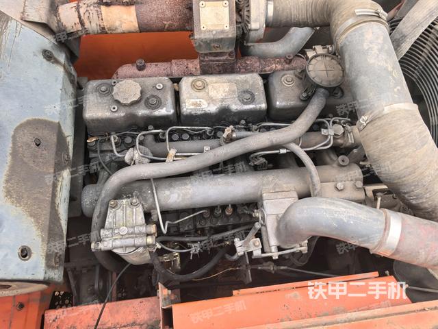 发动机室（上车部件）