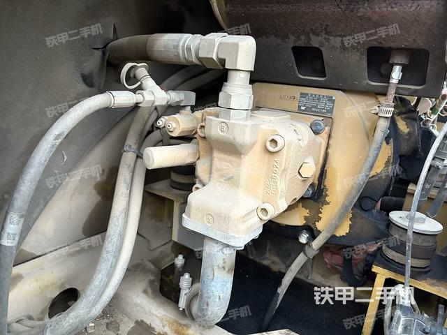 液壓泵室(大件艙室) 液壓泵室(大件艙室)