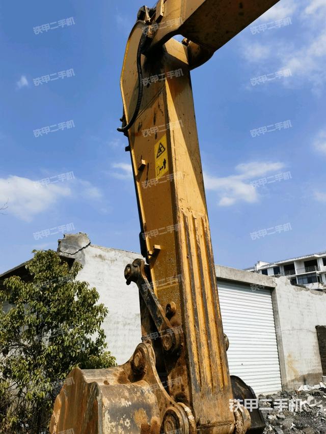 小臂整體左后（工作和回轉(zhuǎn)裝置）