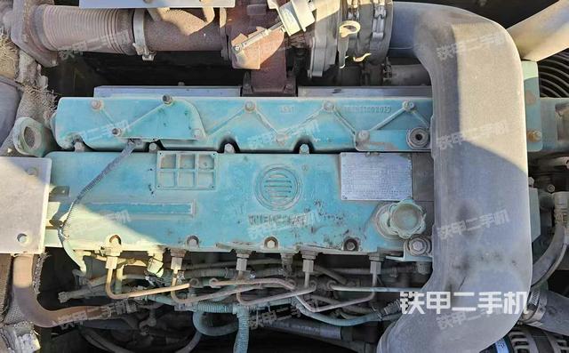 发动机整体俯视（整机外观）