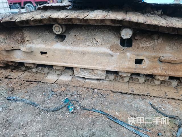 左側(cè)行走馬達(dá)蓋板(行走機(jī)構(gòu)) 左側(cè)行走馬達(dá)蓋板(行走機(jī)構(gòu))