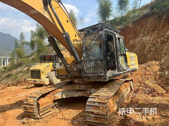 三一重工SY375H挖掘機