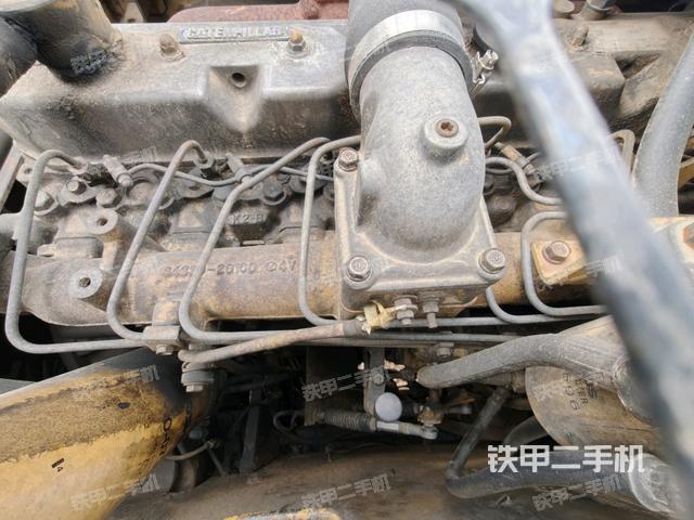 發(fā)動(dòng)機(jī)室（上車部件）