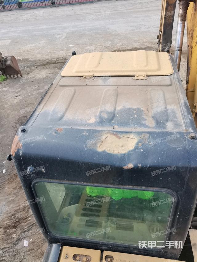 駕駛室頂部俯視（上車部件）