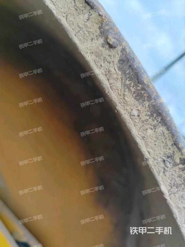 鋼輪厚度(壓路機(jī)前后車架) 鋼輪厚度(壓路機(jī)前后車架)