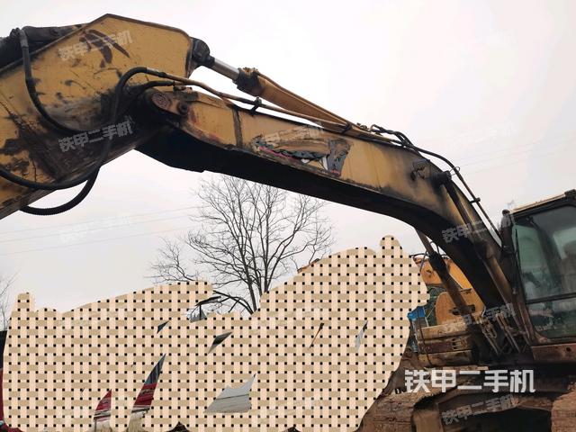 大臂整體?右側(cè)(工作和回轉(zhuǎn)裝置) 大臂整體?右側(cè)(工作和回轉(zhuǎn)裝置)