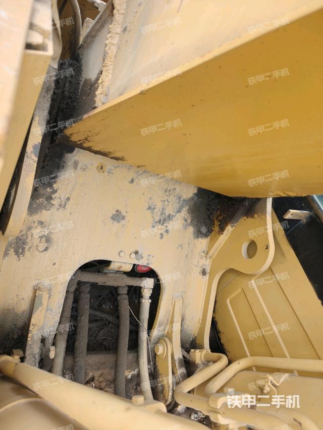 大臂根部?斜視（工作和回轉(zhuǎn)裝置）