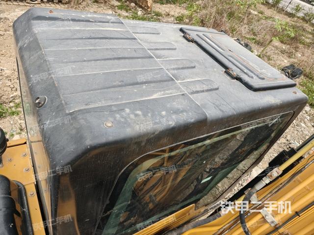 駕駛室頂部俯視(上車部件) 駕駛室頂部俯視(上車部件)