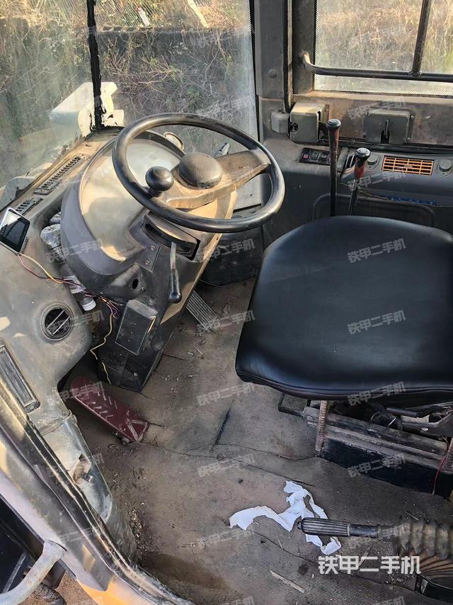 驾驶室操作台（整机外观及大件）