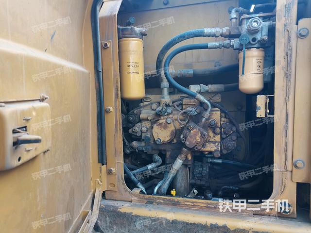 液壓泵室（大件艙室）