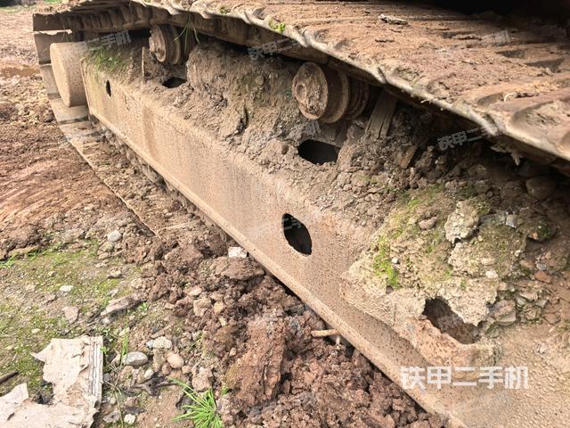 左侧行走马达盖板（行走机构）