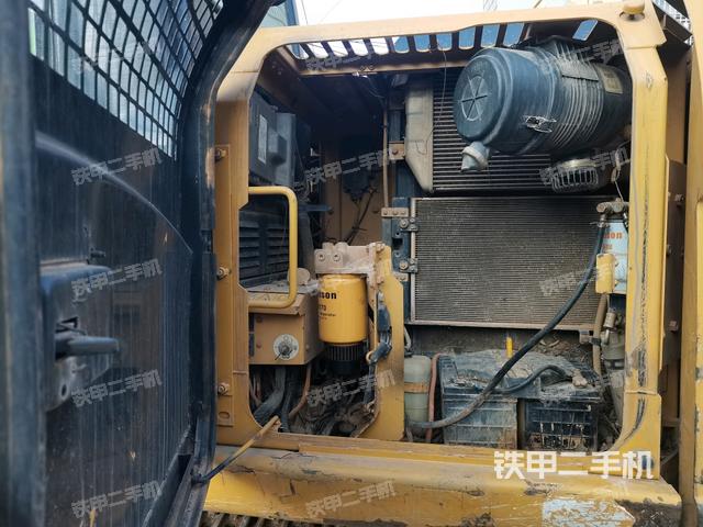 散熱器正面（大件艙室）