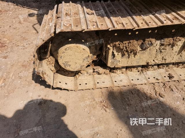 左托鏈輪和鏈筋(行走機構(gòu)) 左托鏈輪和鏈筋(行走機構(gòu))