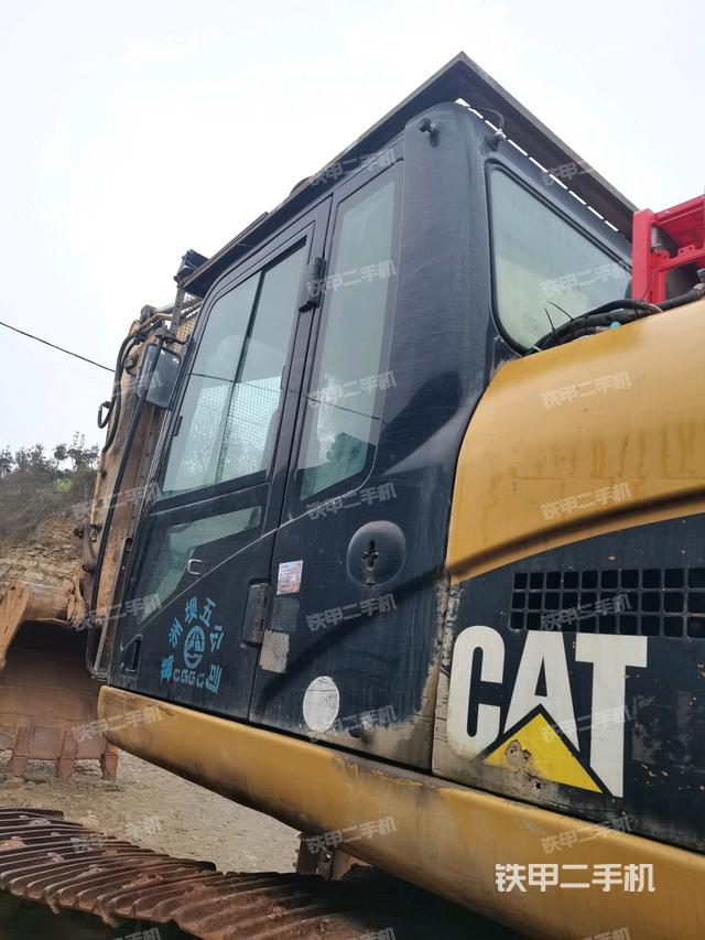 駕駛室正側(cè)（駕駛室部分）