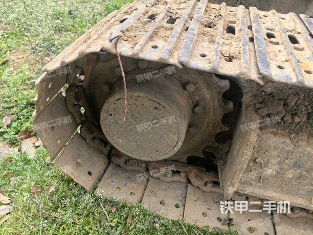 右側(cè)履帶整體?（行走機(jī)構(gòu)）