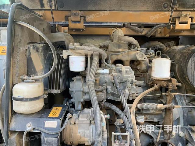 發(fā)動(dòng)機(jī)整體俯視(整機(jī)外觀) 發(fā)動(dòng)機(jī)整體俯視(整機(jī)外觀)