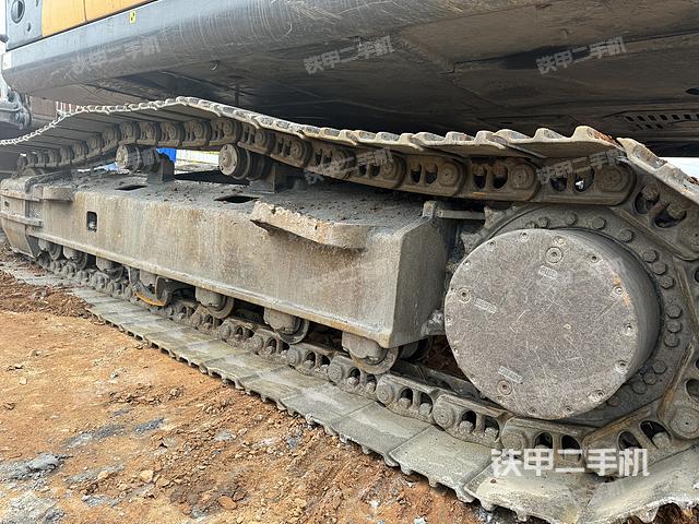 单侧履带整体（整机外观）