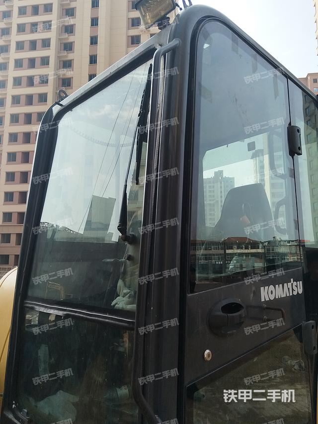 驾驶室整体（整机外观）