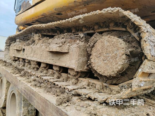 右側(cè)行走馬達(dá)蓋板(行走機(jī)構(gòu)) 右側(cè)行走馬達(dá)蓋板(行走機(jī)構(gòu))