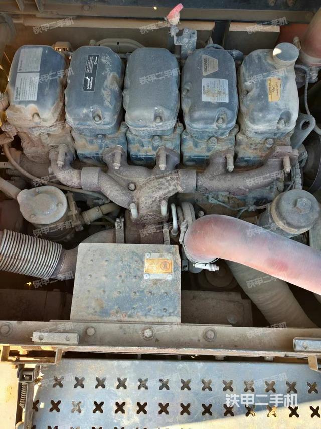 发动机整体俯视（整机外观）