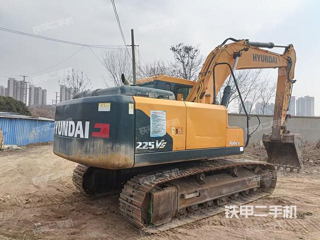 整機(jī)右后45°(整機(jī)外觀) 整機(jī)右后45°(整機(jī)外觀)