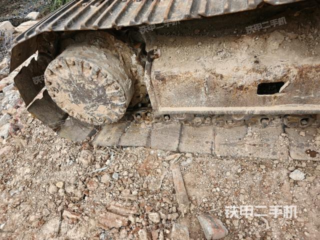 右驅(qū)動(dòng)輪（行走機(jī)構(gòu)）