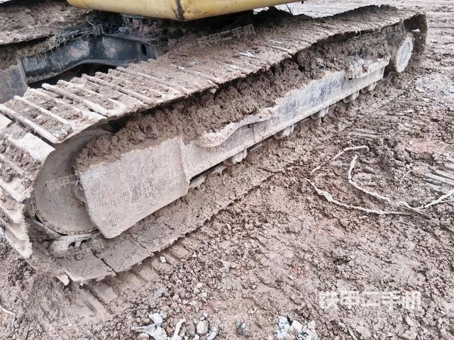 左側(cè)履帶整體?（行走機(jī)構(gòu)）