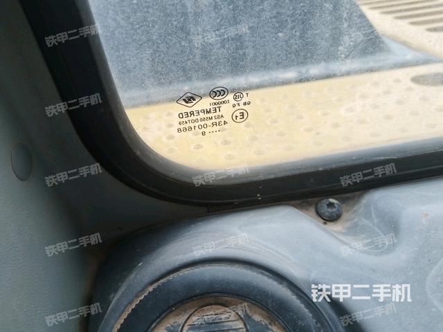 后窗玻璃角標(biāo)（駕駛室部分）