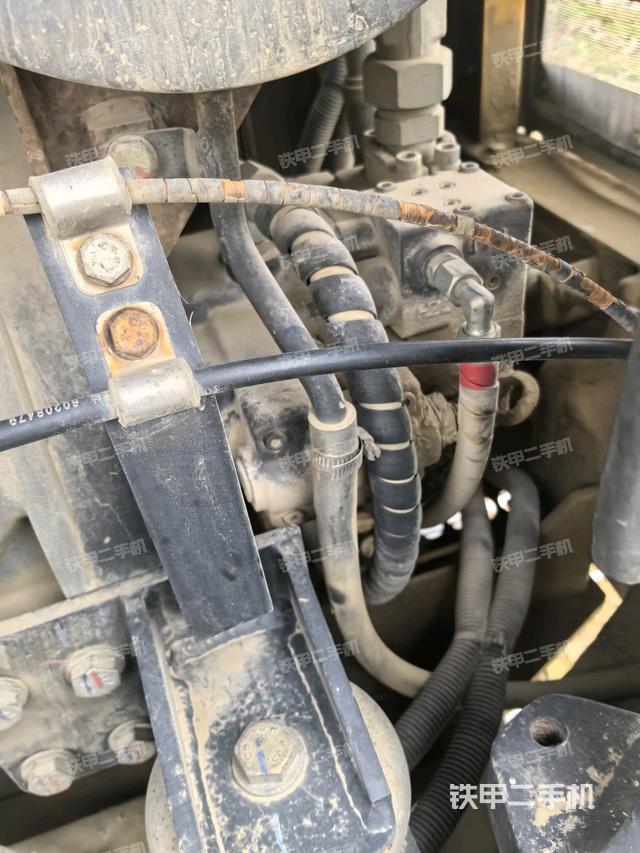 電瓶（大件艙室）