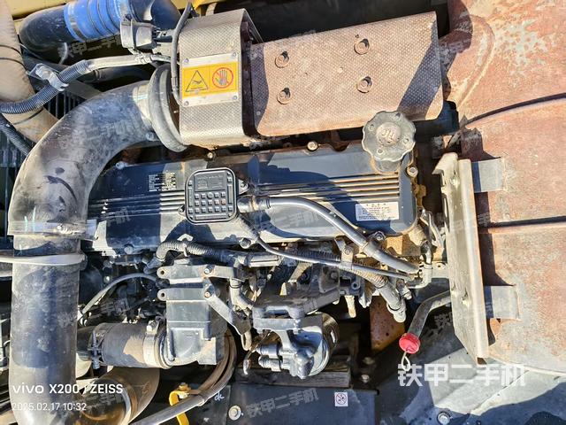 發(fā)動機(jī)整體俯視（整機(jī)外觀）