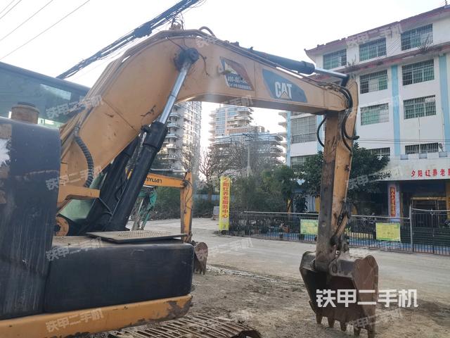 大臂整體?右側（工作和回轉裝置）