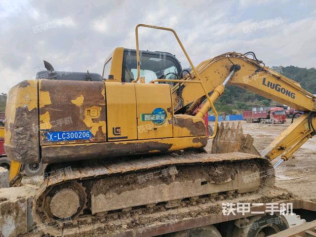 右前45(整機(jī)外觀) 右前45(整機(jī)外觀)