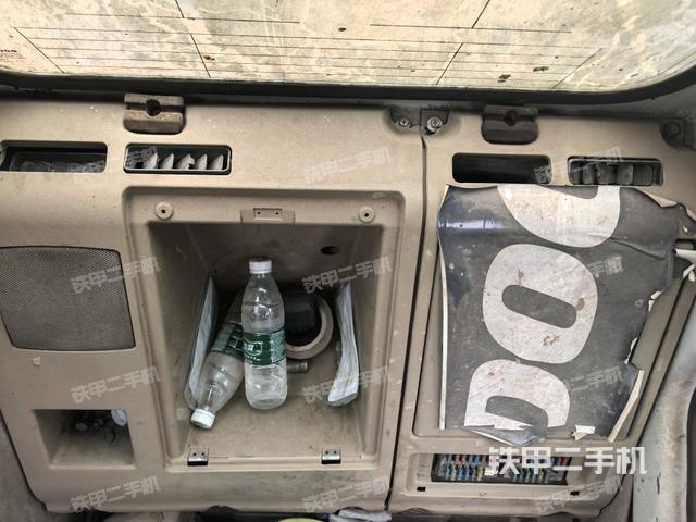 驾驶室左后45度（驾驶室部分）