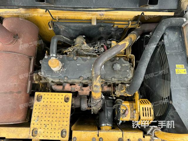 发动机整体俯视（整机外观）