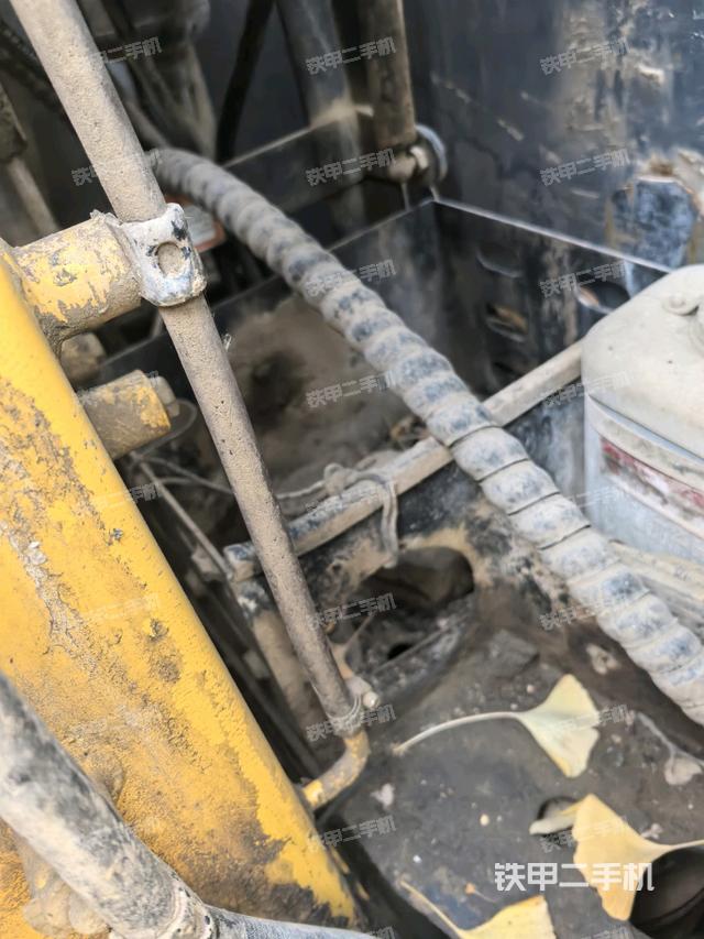 電瓶（大件艙室）